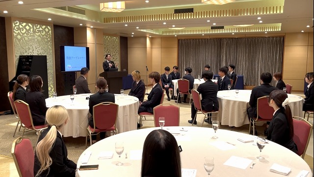 『テーブルマナー実習』を実施しました!