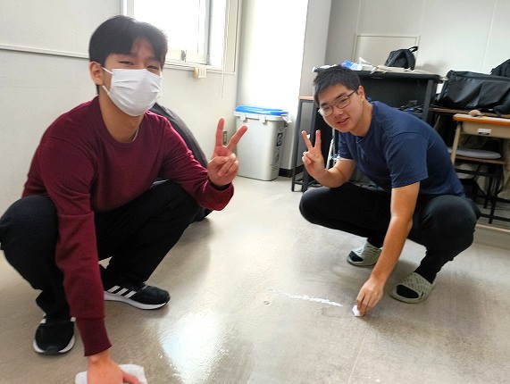 終業の日は大掃除🧹✨