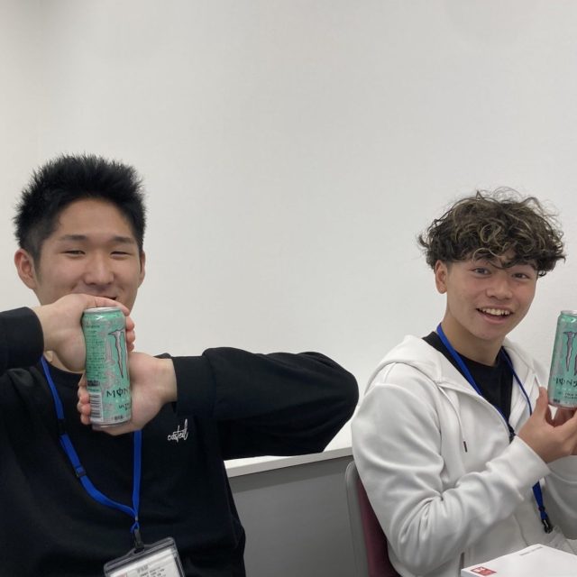 持ち方のクセ！！！🤣🤣